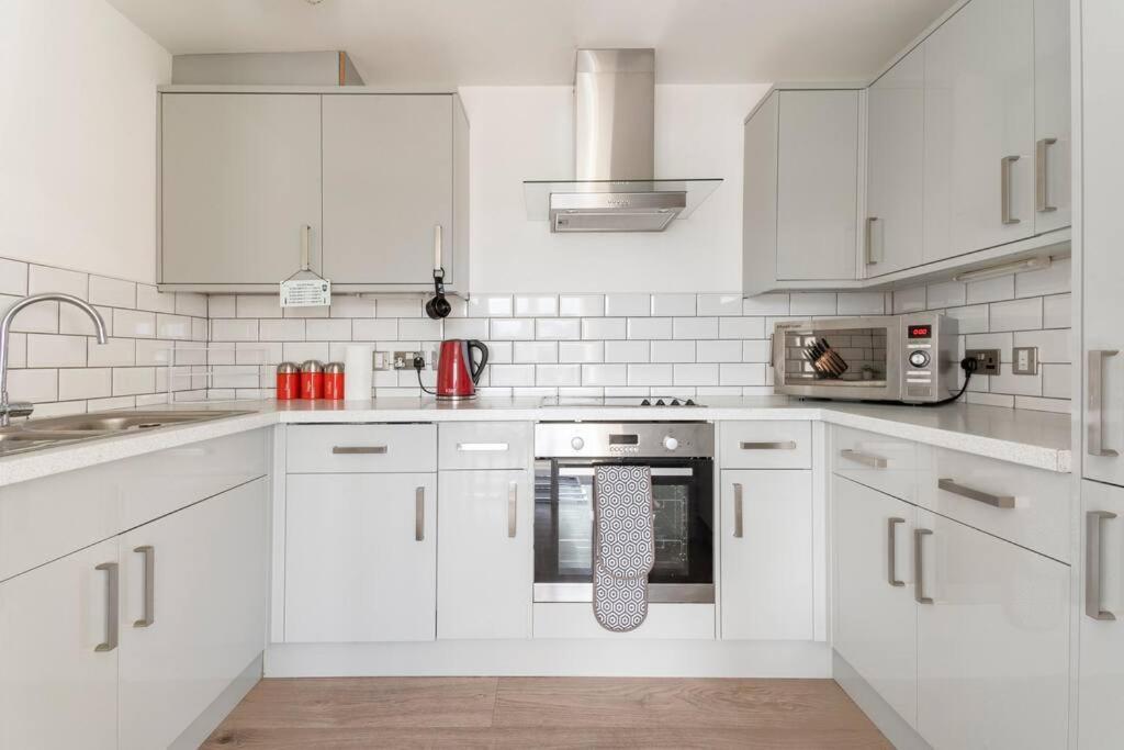 Апартаменти Stunning Flat By Quayside With Balcony!! Ньюкасл-апон-Тайн Екстер'єр фото
